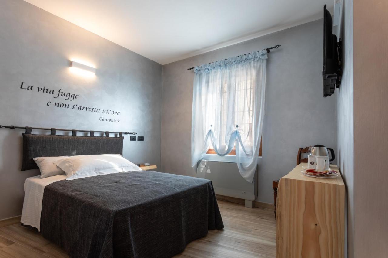 Отель Borgo Petrarca Аркуа-Петрарка Экстерьер фото